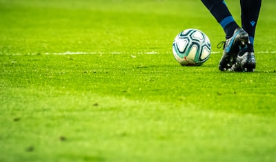 يوفنتوس وميلان مباشرمواجهة كلاسيكو إيطالي بامتياز